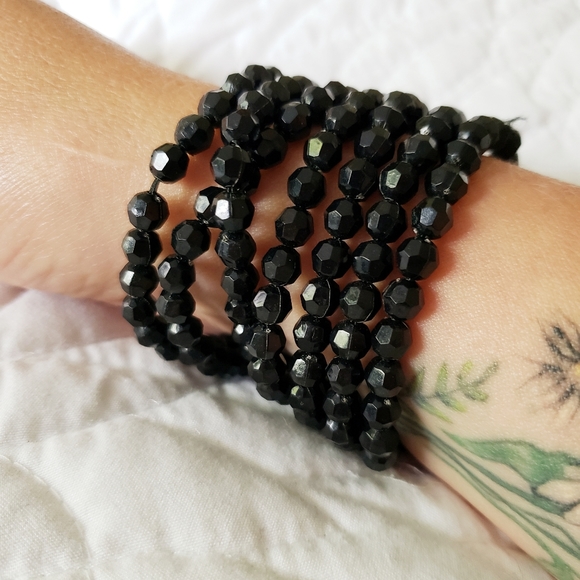 Black Chandelier Jewelry set - Picture 4 of 5